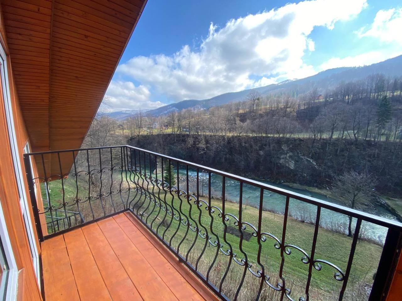 Акорди Плеса Yaremche Exterior photo